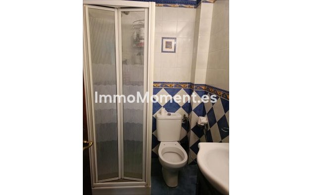 Wiederverkauf - Reihenhaus -   Inländisch - Coín