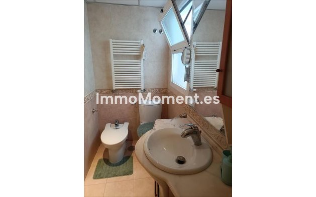 Wiederverkauf - Reihenhaus -   Inländisch - Coín