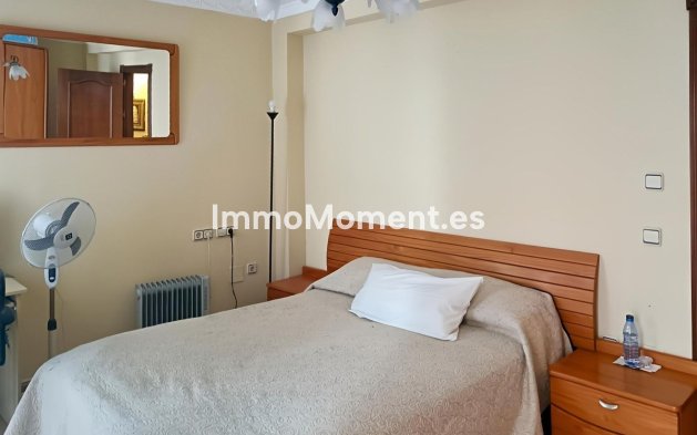 Wiederverkauf - Reihenhaus -   Inländisch - Coín