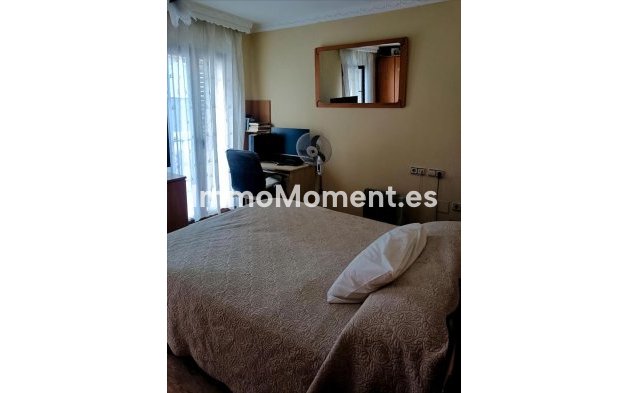 Wiederverkauf - Reihenhaus -   Inländisch - Coín