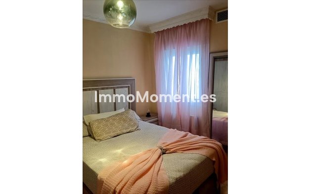 Wiederverkauf - Reihenhaus -   Inländisch - Coín