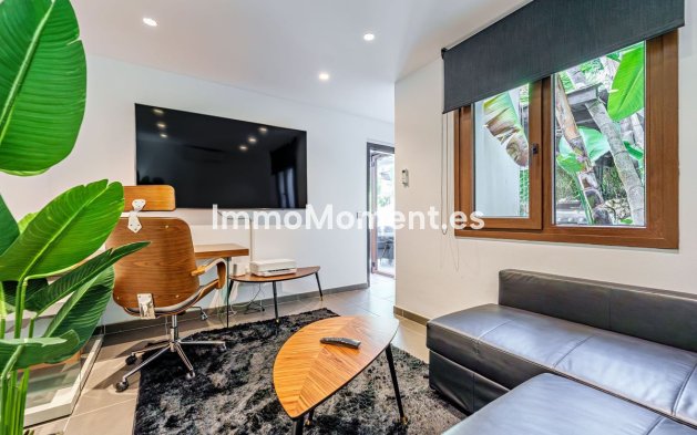 Resale - Villa - Marbella - Marbella Centro