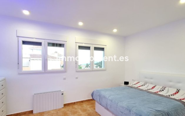 Revente - Villa - La Nucía - La Nucia Centro