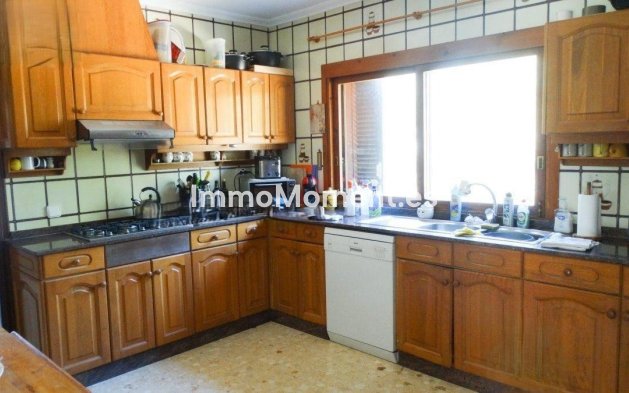 Revente - Villa - Benidorm - Benidorm Centro