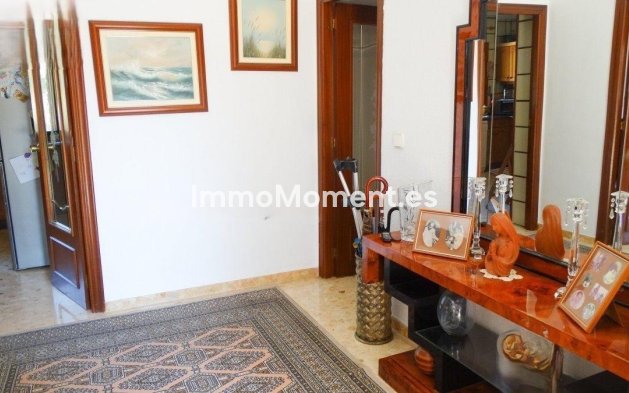 Revente - Villa - Benidorm - Benidorm Centro