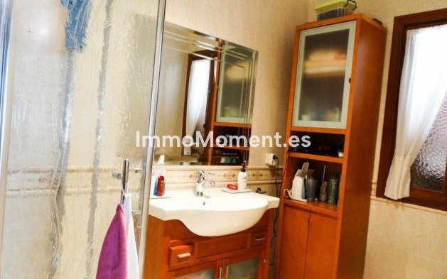 Revente - Villa - Benidorm - Benidorm Centro