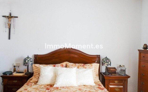 Revente - Villa - Benidorm - Benidorm Centro