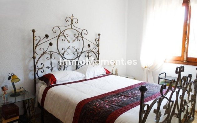 Revente - Villa - Benidorm - Benidorm Centro