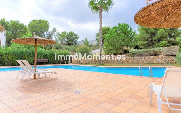 Reventa - Villa - Orihuela - Las Colinas Golf