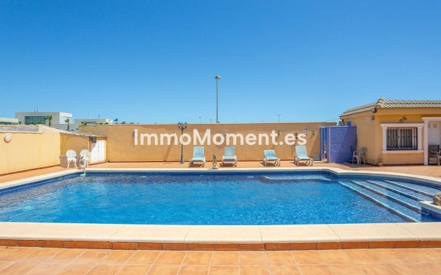 Revente - Villa - Orihuela - Los Balcones