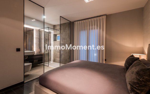 Wiederverkauf - Wohnung - Marbella - Puerto Banús