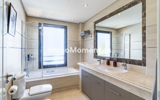 Reventa - Villa - Estepona  - Estepona Centro