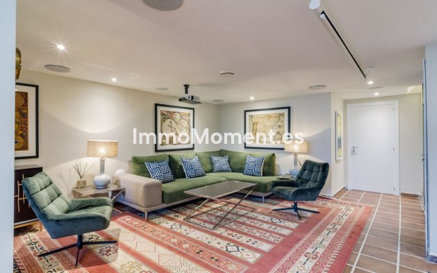 Reventa - Villa - Estepona  - Estepona Centro