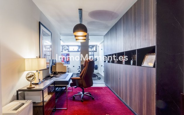 Reventa - Villa - Estepona  - Estepona Centro