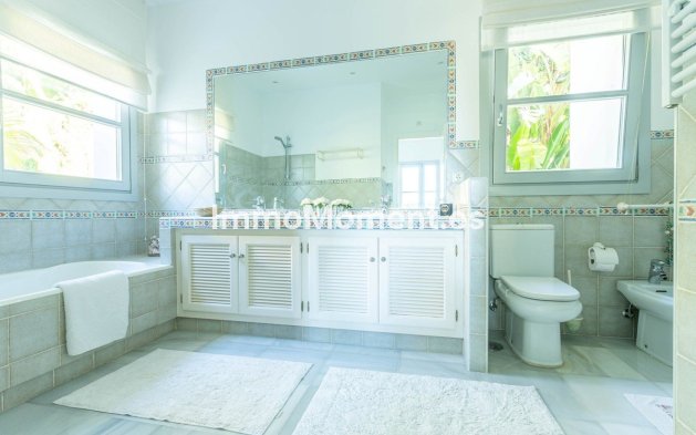 Wiederverkauf - Villa - Marbella - Sierra Blanca