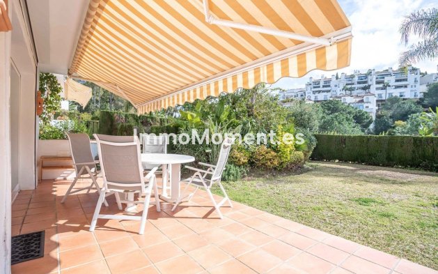 Resale - Apartment - Benahavís - Benahavís Centro
