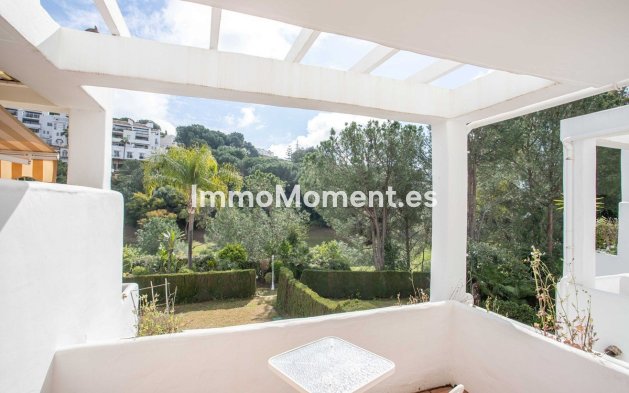 Resale - Apartment - Benahavís - Benahavís Centro