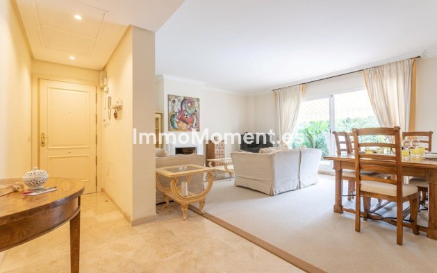 Resale - Apartment - Benahavís - Benahavís Centro