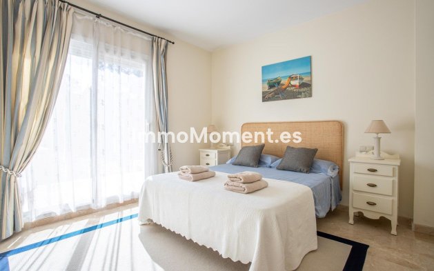 Resale - Apartment - Benahavís - Benahavís Centro
