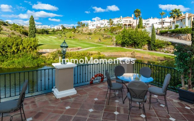 Wiederverkauf - Land - Estepona  - New Golden Mile