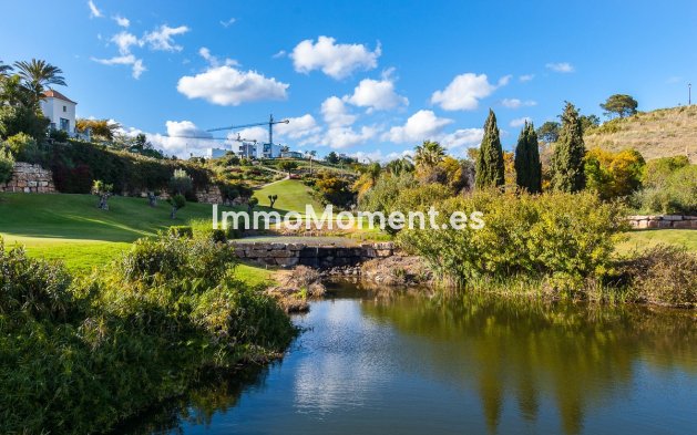 Wiederverkauf - Land - Estepona  - New Golden Mile