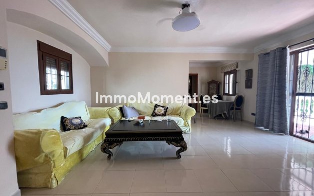 Wiederverkauf - Villa - Benalmadena - Torremuelle