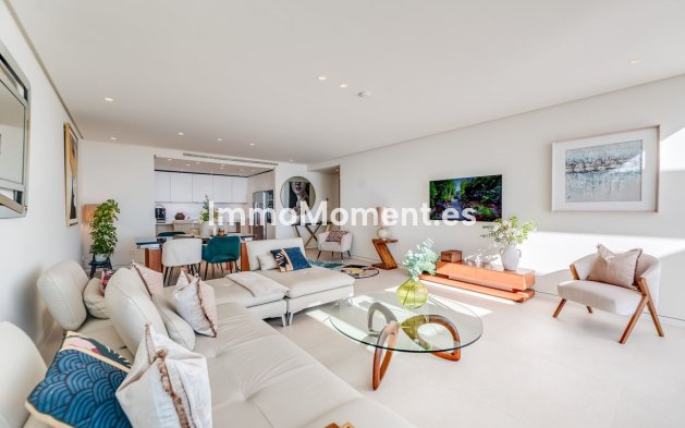 Bestaande woning - Appartement - Binnenland  - Ojén