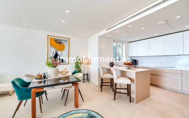 Bestaande woning - Appartement - Binnenland  - Ojén