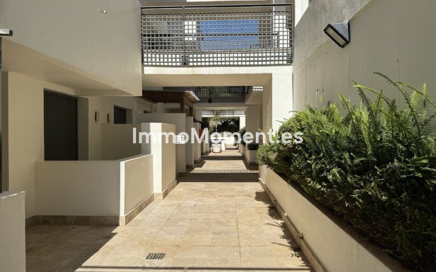 Wiederverkauf - Wohnung - Marbella - Altos de los Monteros