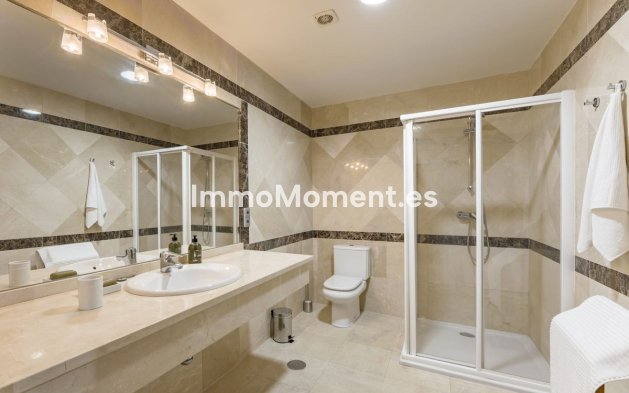 Wiederverkauf - Villa - Marbella - Nueva Andalucía