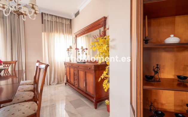 Wiederverkauf - Wohnung - Marbella - Nueva Andalucía