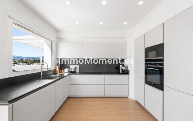 Wiederverkauf - Wohnung - Marbella - Nueva Andalucía