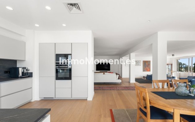 Wiederverkauf - Wohnung - Marbella - Nueva Andalucía