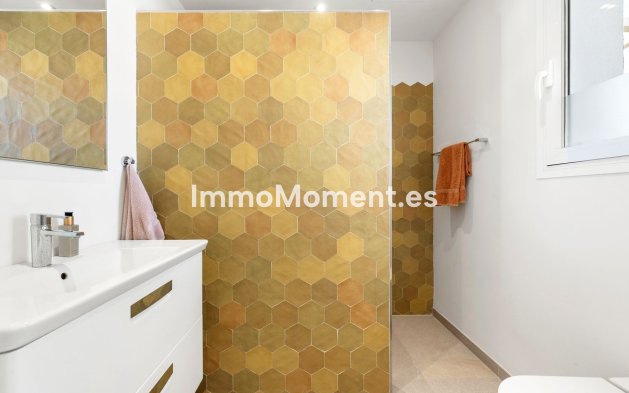 Wiederverkauf - Wohnung - Marbella - Nueva Andalucía