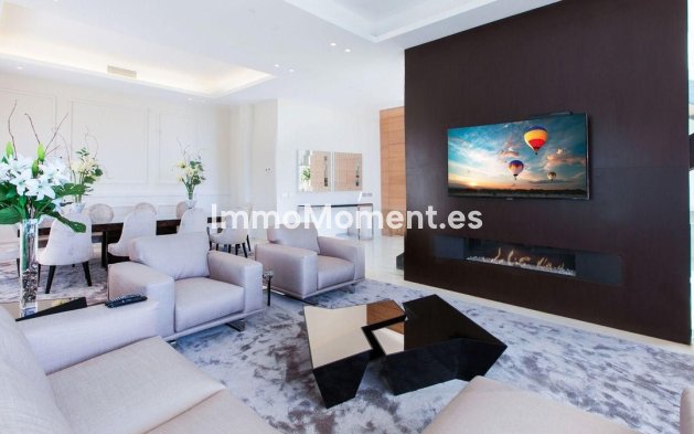 Wiederverkauf - Villa - Marbella - El Rosario