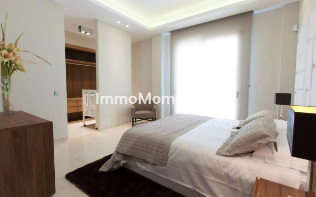 Wiederverkauf - Villa - Marbella - El Rosario