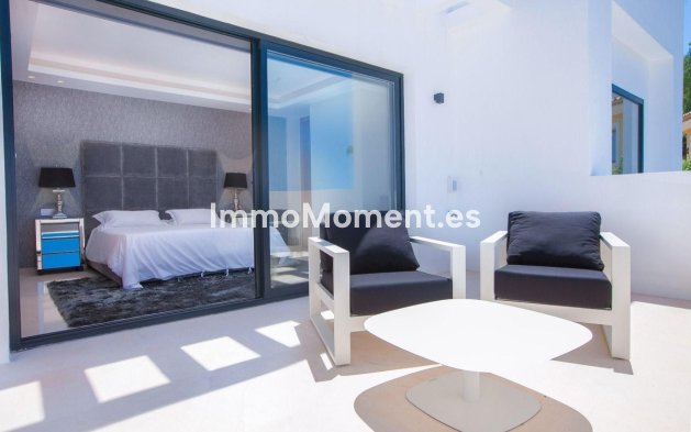 Wiederverkauf - Villa - Marbella - El Rosario