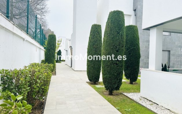 Wiederverkauf - Wohnung - Marbella - Nueva Andalucía