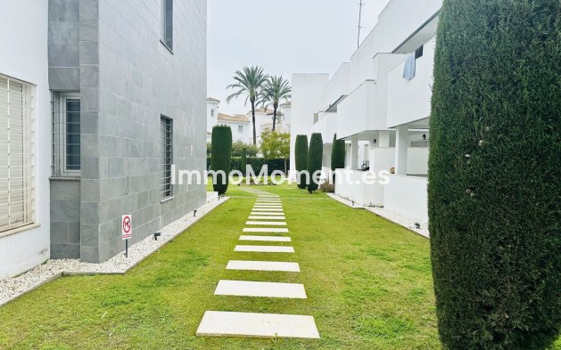 Wiederverkauf - Wohnung - Marbella - Nueva Andalucía
