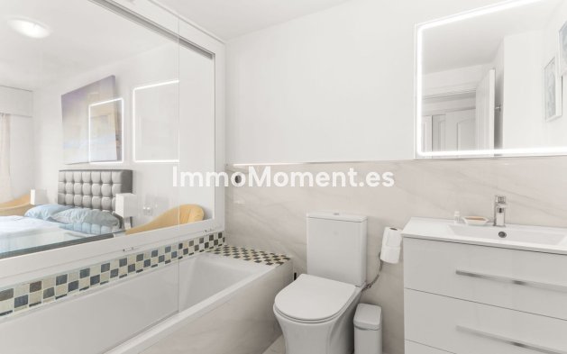 Revente - Appartement - Estepona  - Atalaya