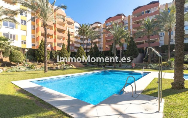 Revente - Appartement - Estepona  - Atalaya