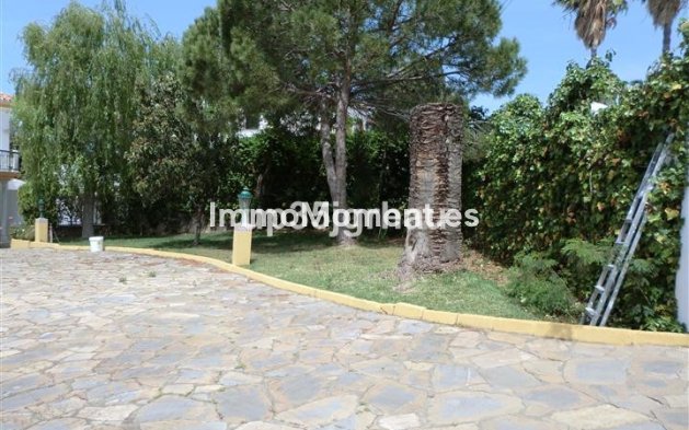 Wiederverkauf - Villa - Estepona  - Estepona Centro