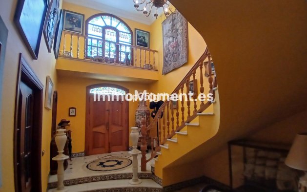 Wiederverkauf - Villa - Estepona  - Estepona Centro