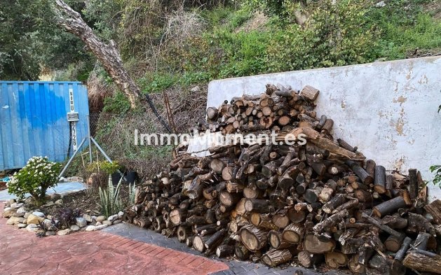 Bestaande woning - Villa - Estepona  - Estepona Centro