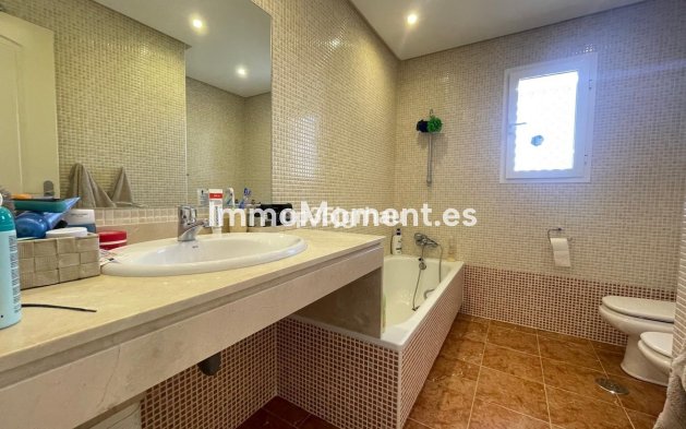 Revente - Appartement - Estepona  - Selwo