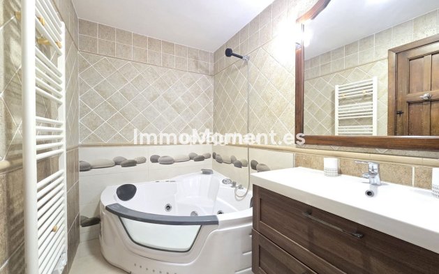 Revente - Maison mitoyenne - Estepona  - Estepona Centro