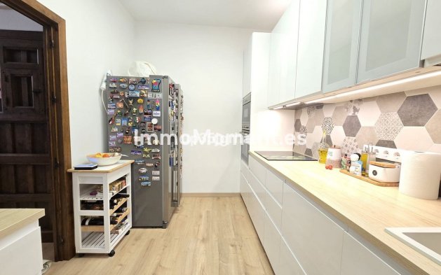 Revente - Maison mitoyenne - Estepona  - Estepona Centro