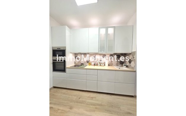 Revente - Maison mitoyenne - Estepona  - Estepona Centro