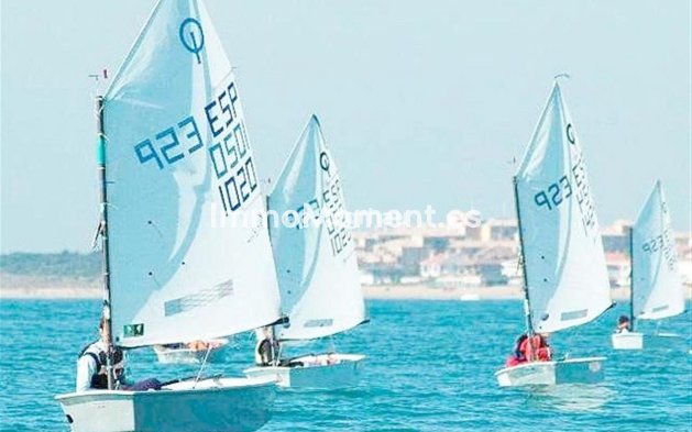 Wiederverkauf - Villa - Estepona  - Estepona Centro