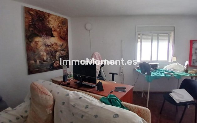 Wiederverkauf - Villa - Estepona  - Estepona Centro